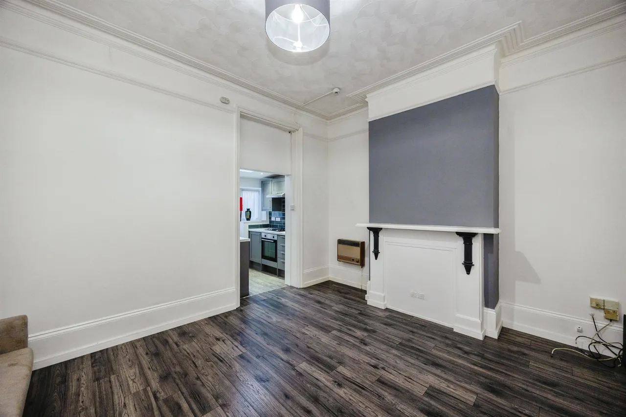 Worthing Road, Southsea, photo 5