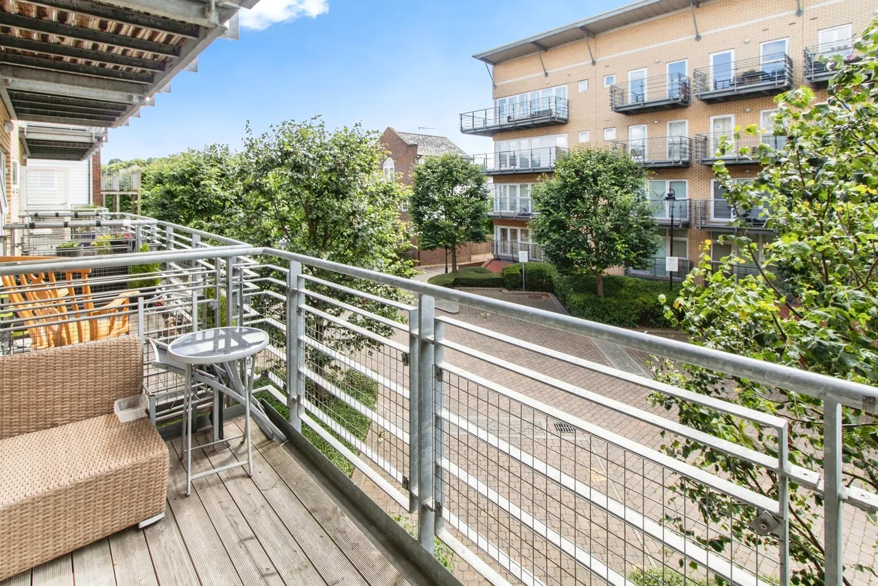 Portland Place, Greenhithe, DA9, photo 10