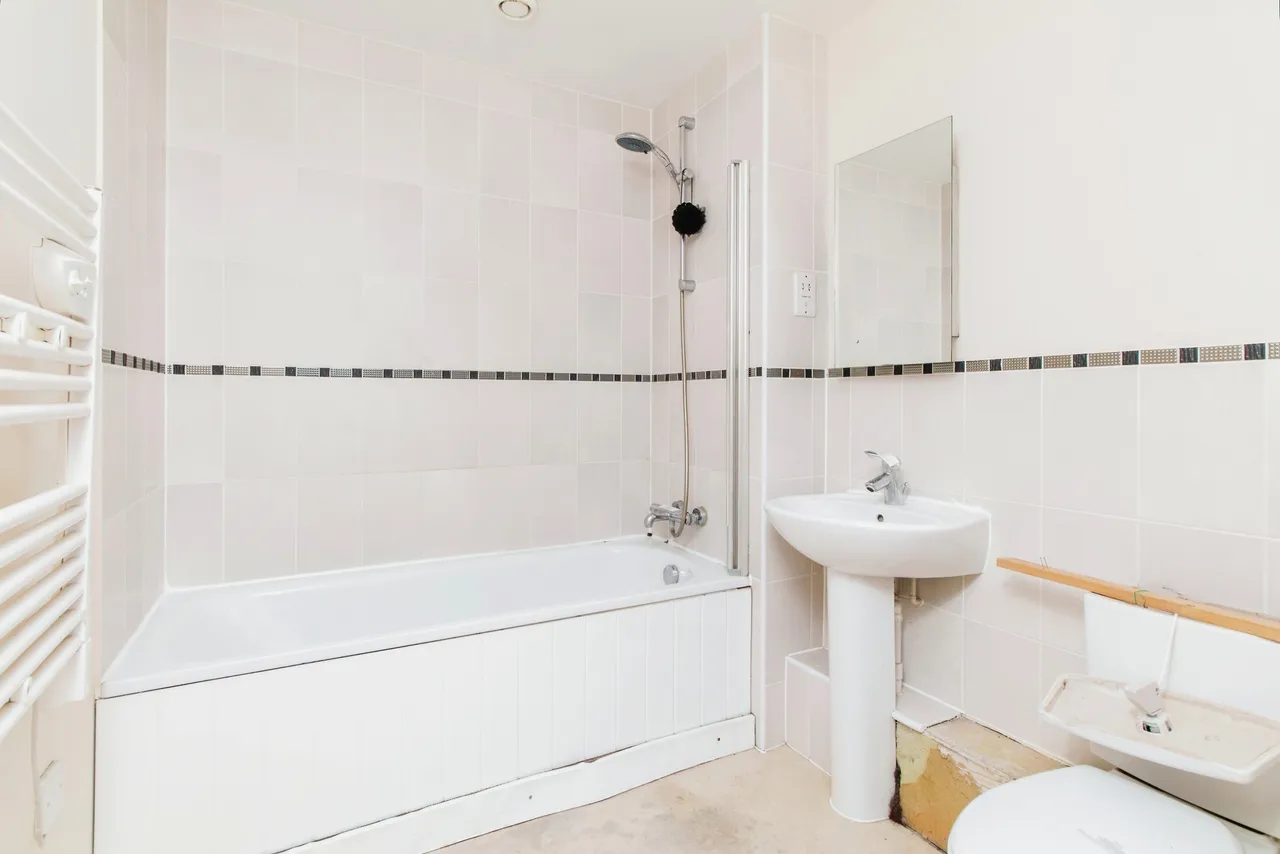 Portland Place, Greenhithe, DA9, photo 8