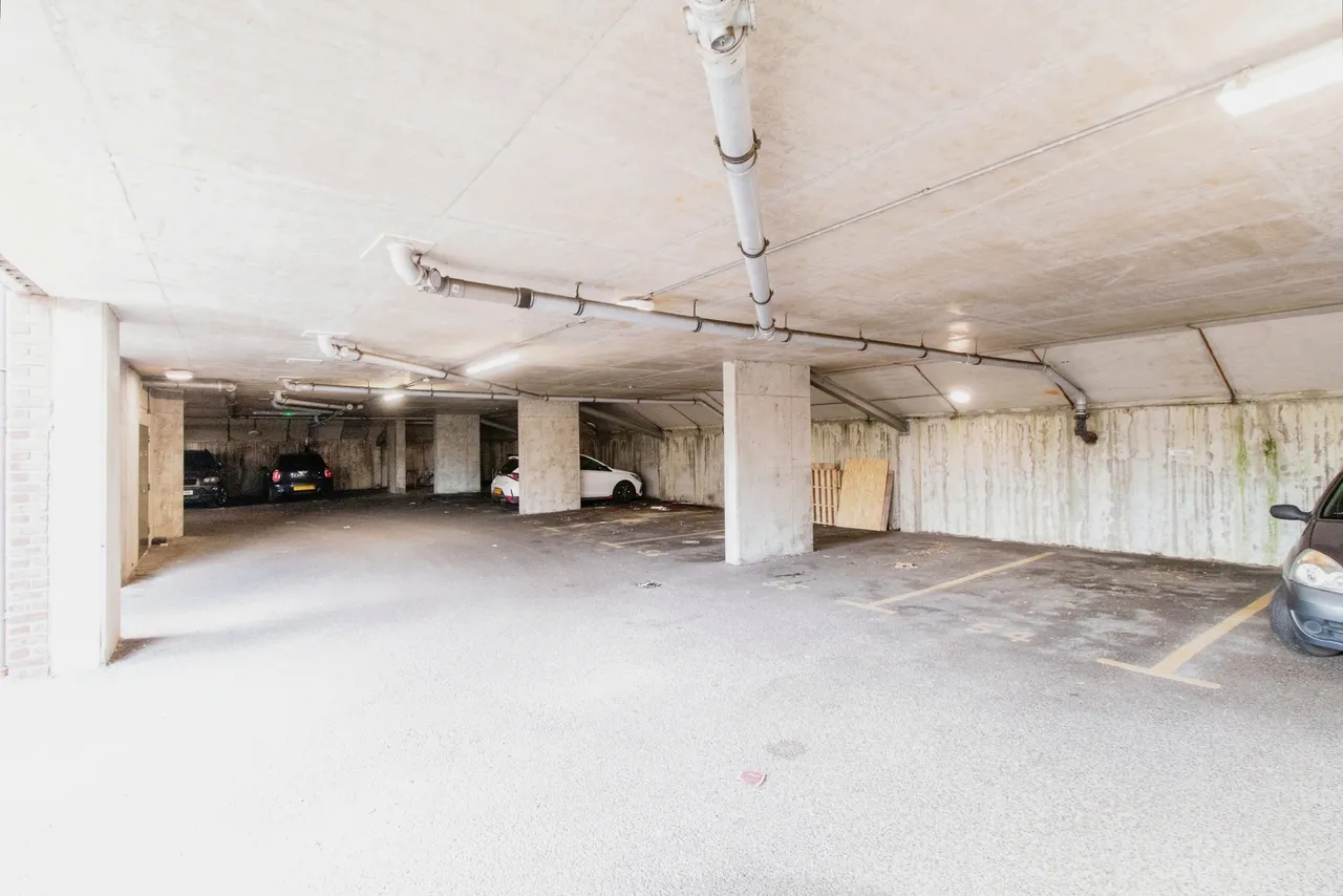 Portland Place, Greenhithe, DA9, photo 12