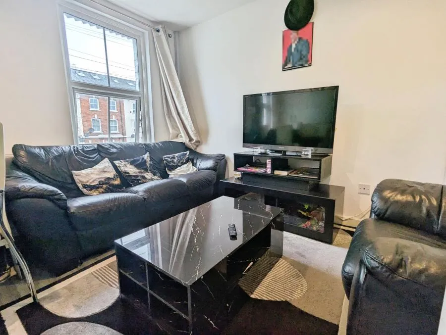 George Street, Reading, RG1, photo 4