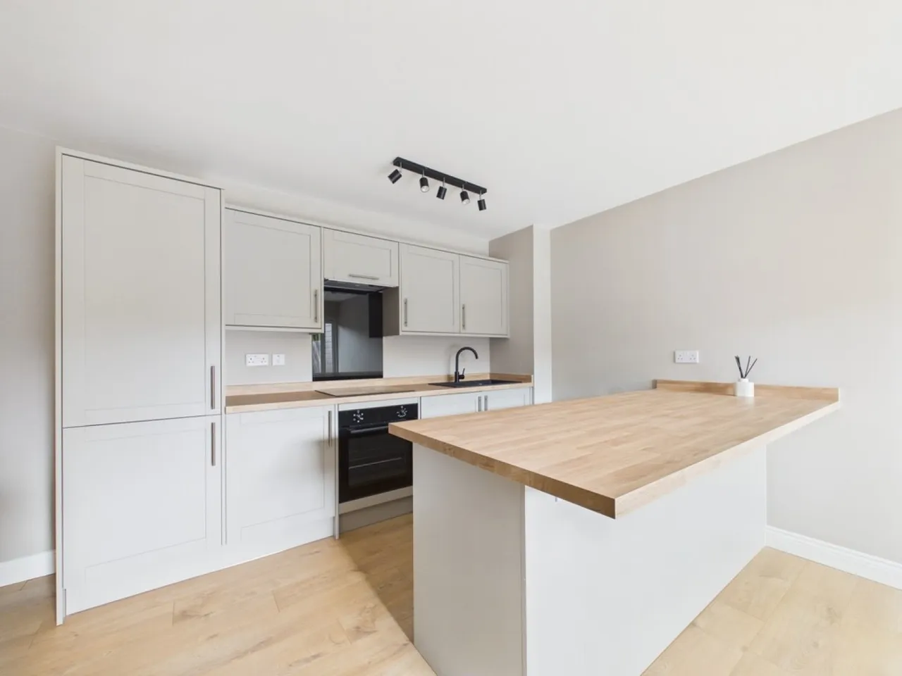 Buckfast Close, Plymouth, photo 11