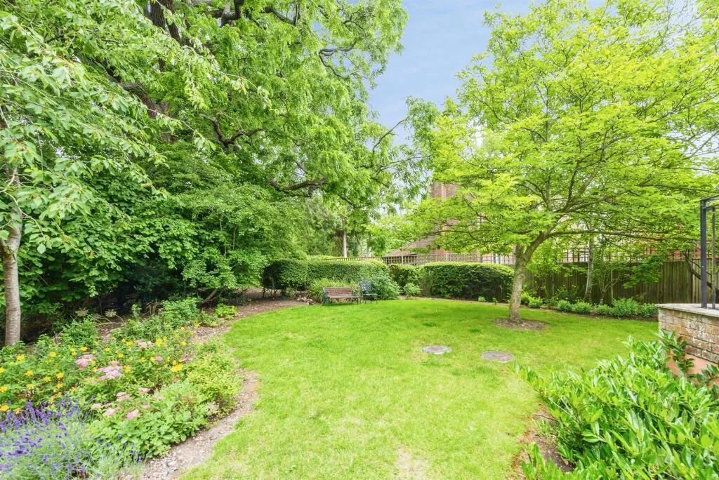 Mill Stream Court, Abingdon, OX14, photo 9