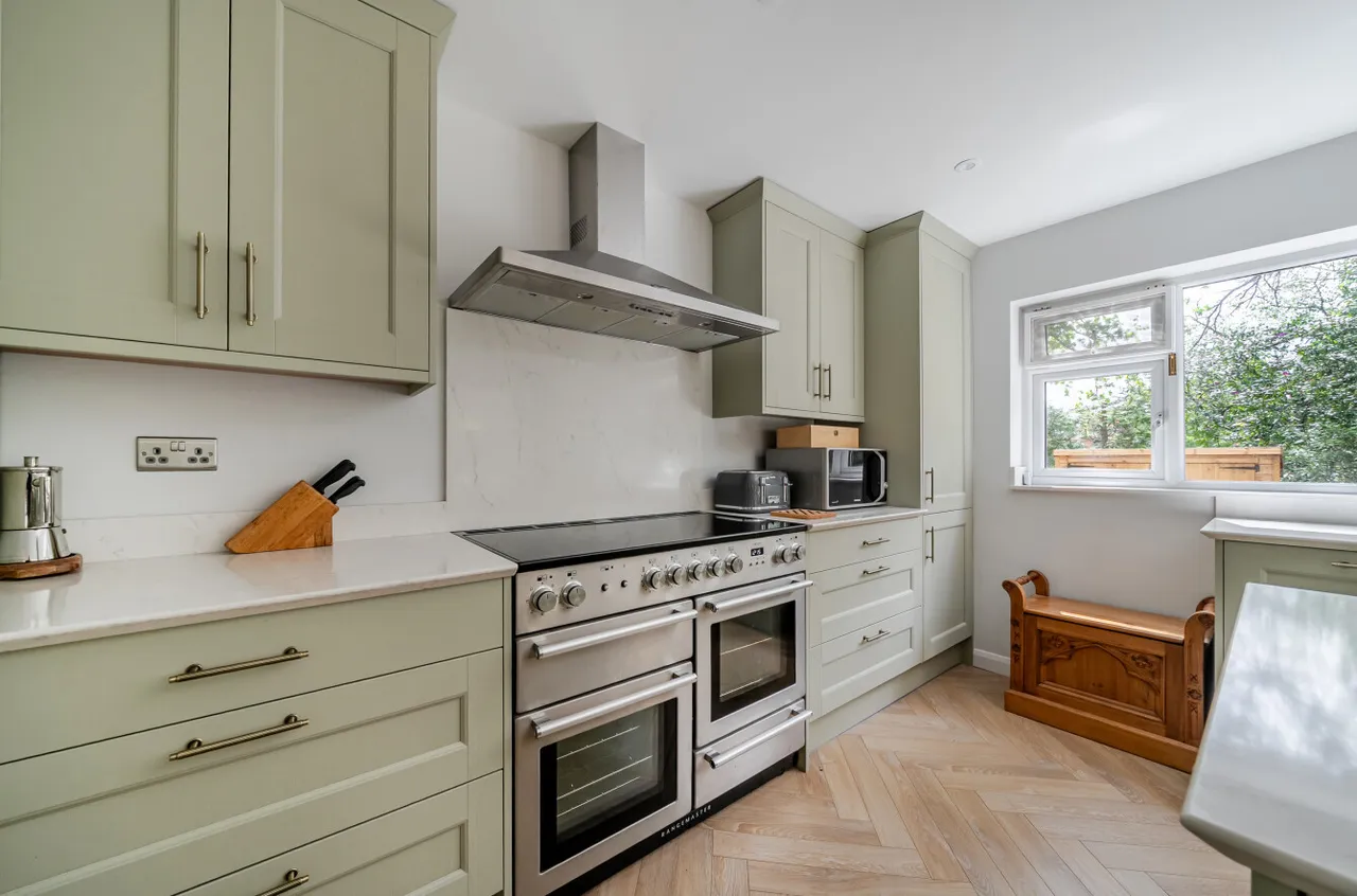 Church Hill, Camberley, Surrey, GU15 2HA, photo 11