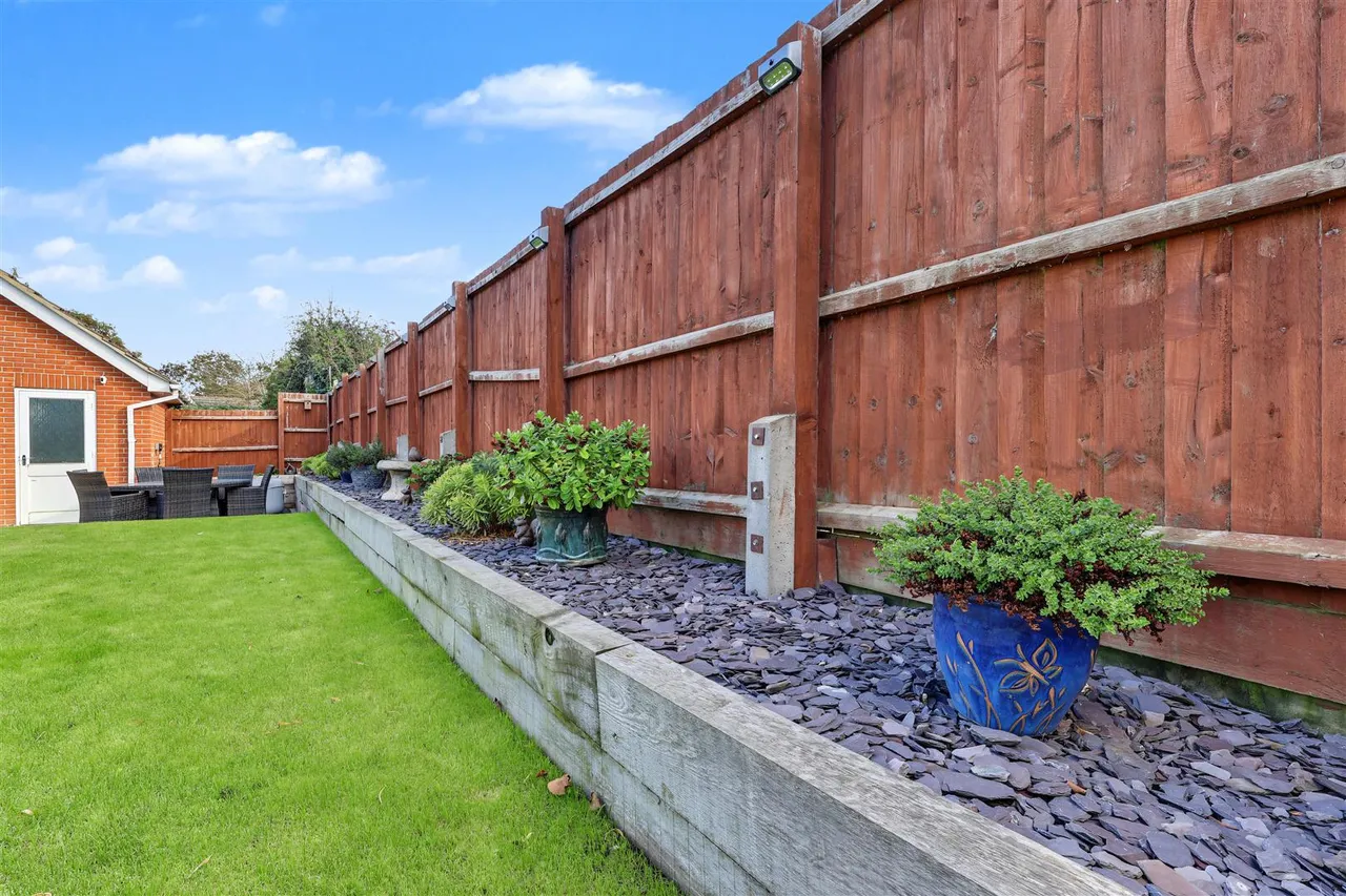 Chestnut Way, Mepal, CB6, photo 20