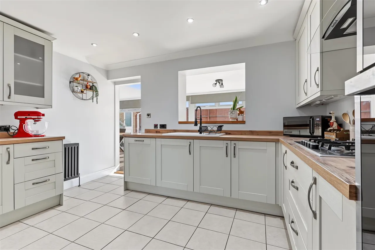 Chestnut Way, Mepal, CB6, photo 10