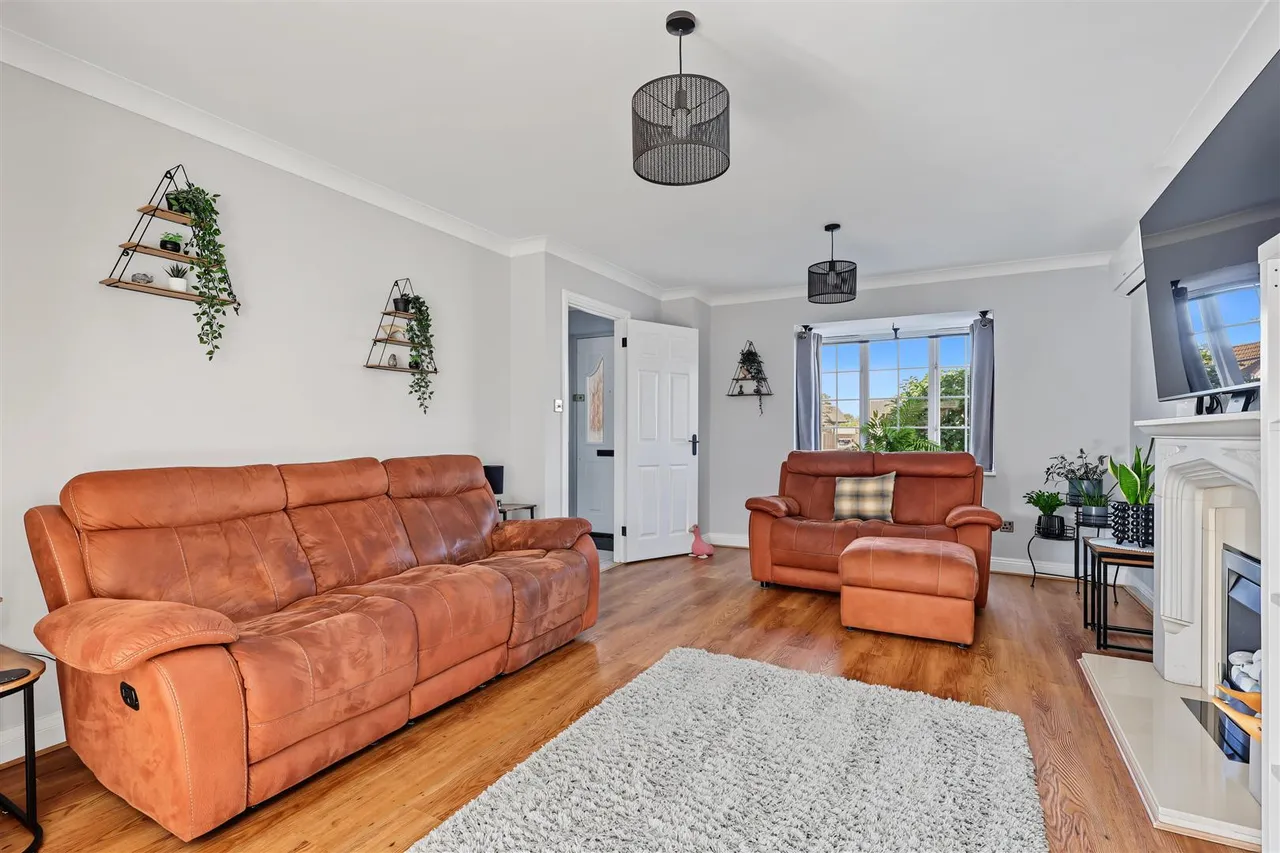 Chestnut Way, Mepal, CB6, photo 5