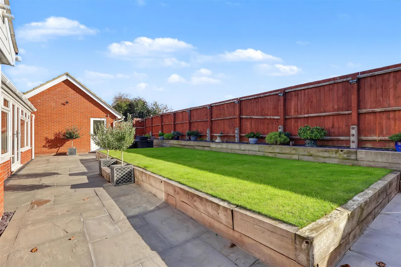 Chestnut Way, Mepal, CB6, photo 19