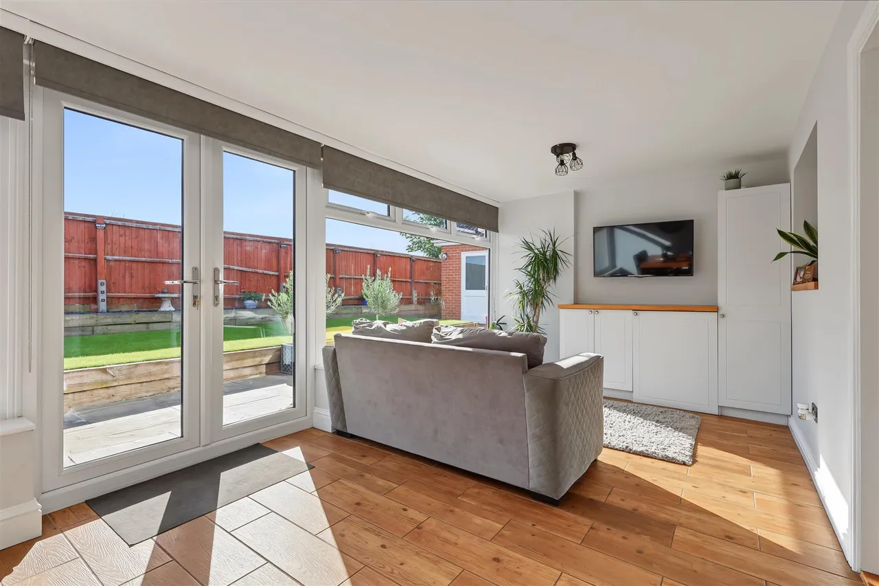 Chestnut Way, Mepal, CB6, photo 7