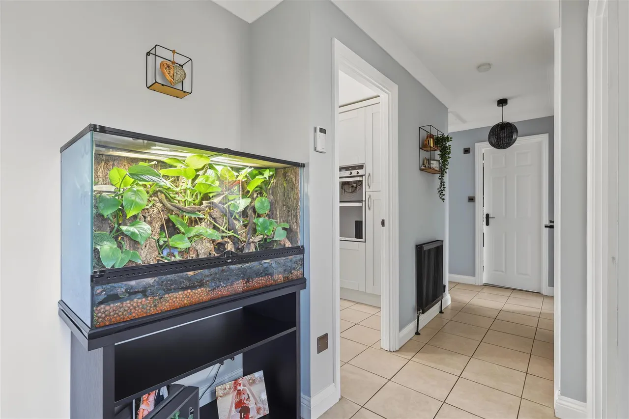Chestnut Way, Mepal, CB6, photo 11