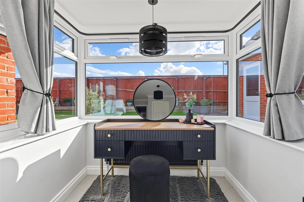 Chestnut Way, Mepal, CB6, photo 15