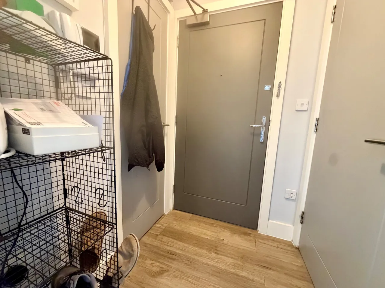 Salcombe Court, Leven Road, E14, photo 6