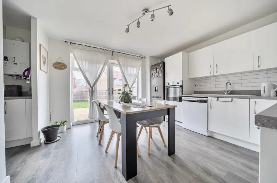 Martingale Grove, Arborfield Green, RG2, photo 3