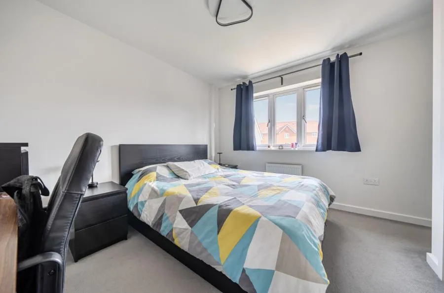 Martingale Grove, Arborfield Green, RG2, photo 4