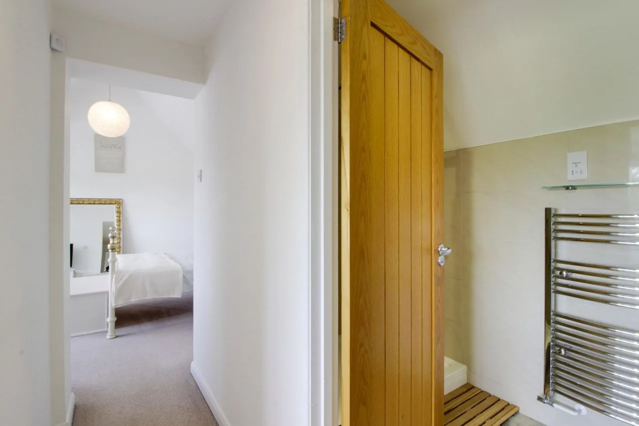 Meadow Road, Peakirk, PE6, photo 19