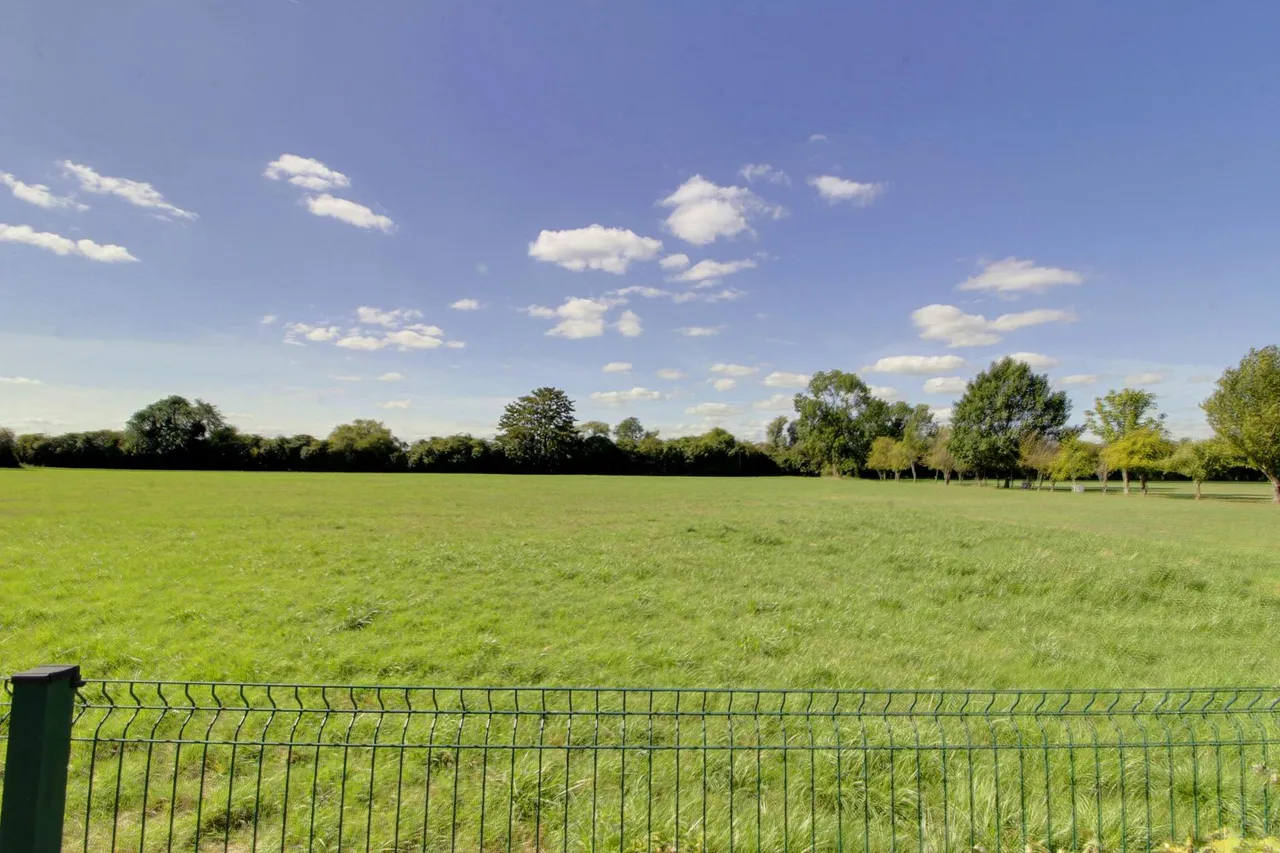 Meadow Road, Peakirk, PE6, photo 29