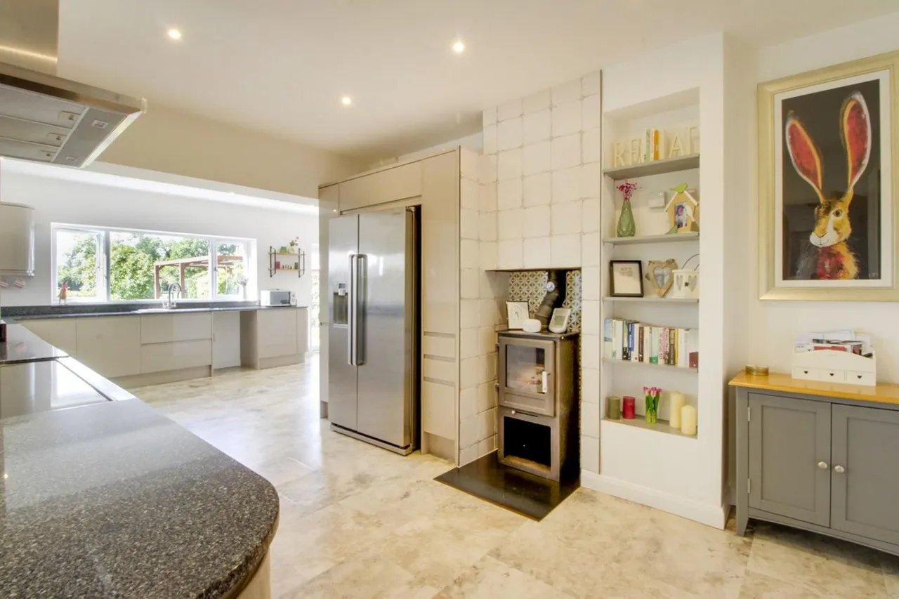 Meadow Road, Peakirk, PE6, photo 11