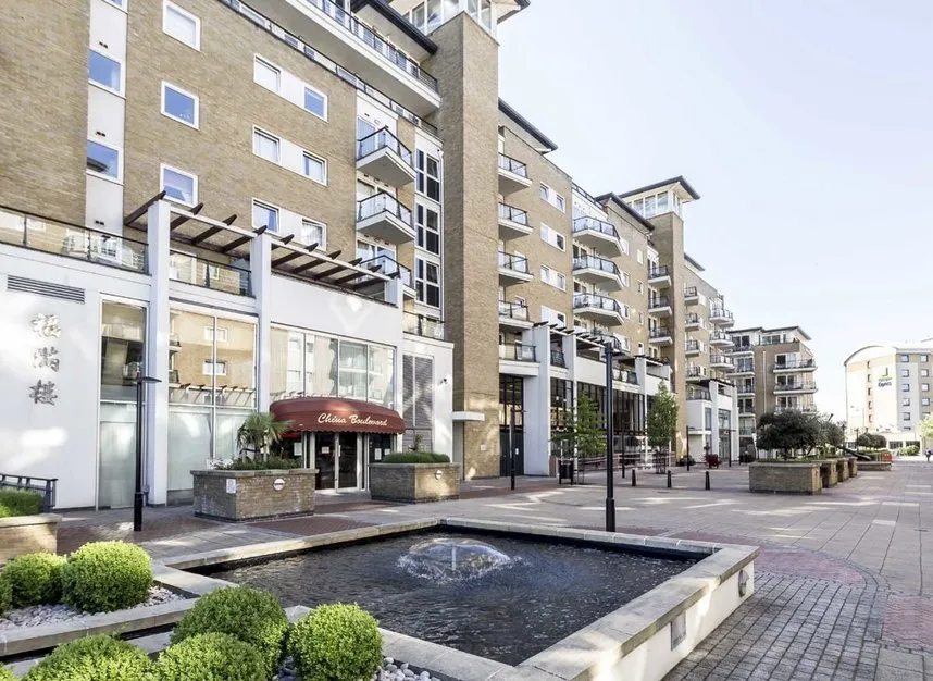 2 bed flat to rent — Smugglers Way, Wandsworth, SW18