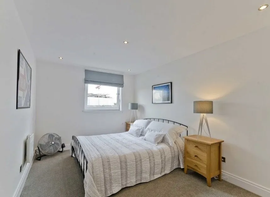 Smugglers Way, Wandsworth, SW18, photo 5