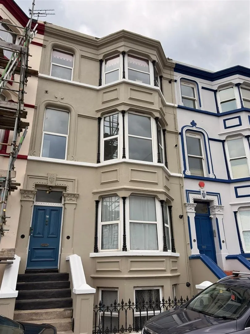 Grosvenor Place, Margate, Kent CT9 1UY, photo 2