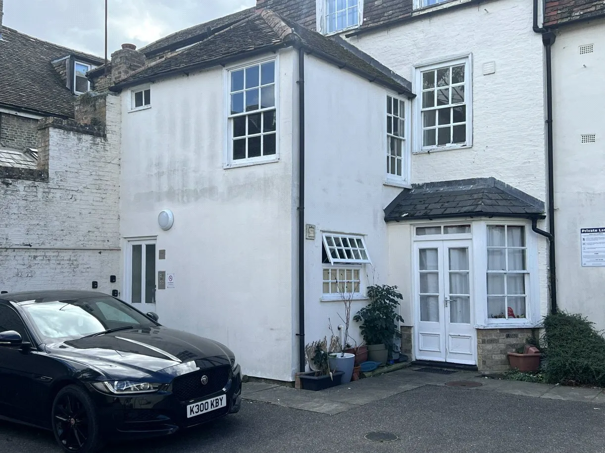 High Street, Huntingdon, PE29, photo 4