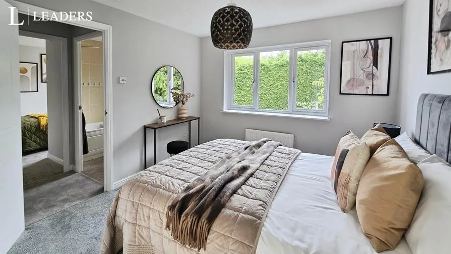 Beach Close, Evesham, WR11, photo 17