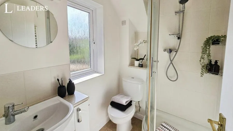 Beach Close, Evesham, WR11, photo 15