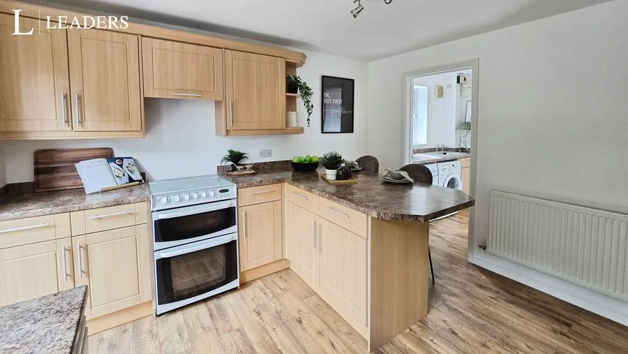 Beach Close, Evesham, WR11, photo 14