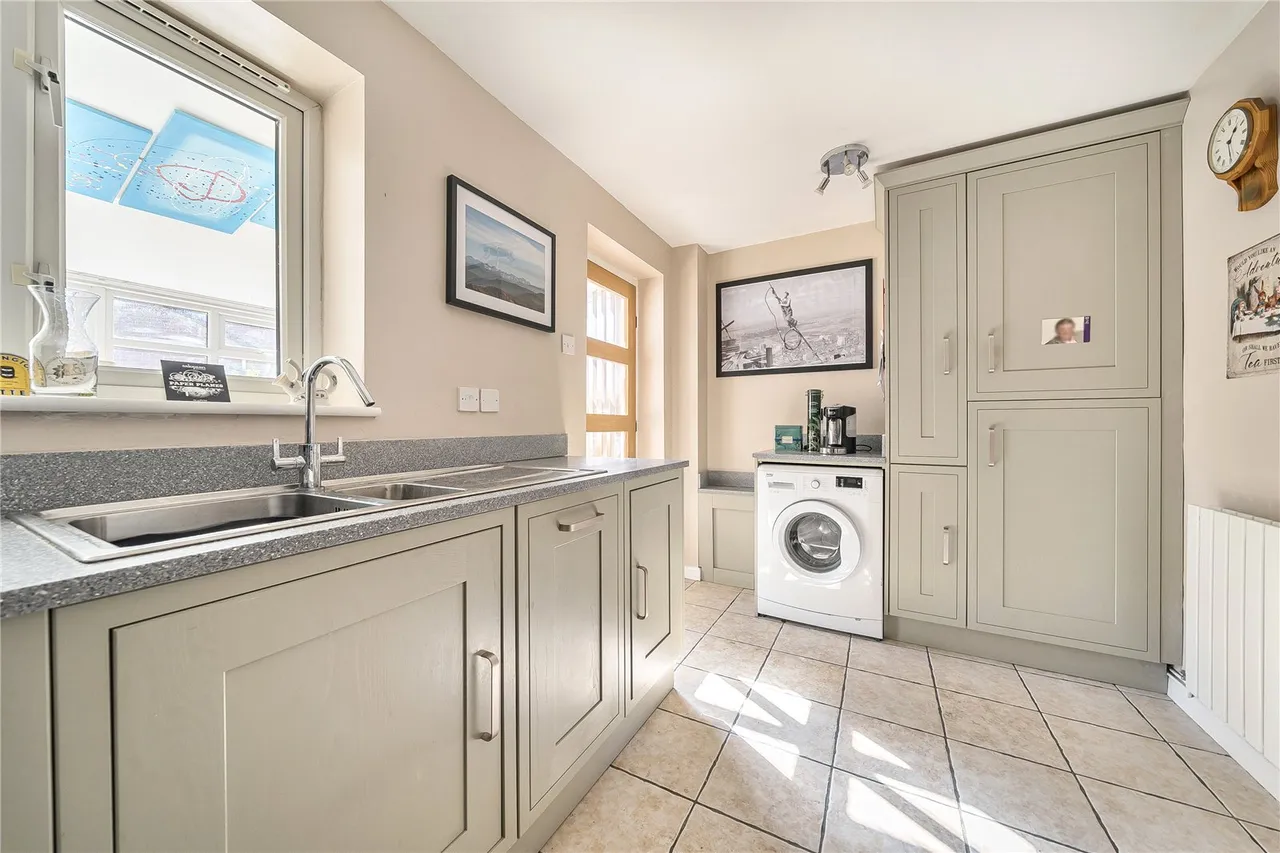 Baker Close, Ludlow, Shropshire, SY8 1XJ, photo 5