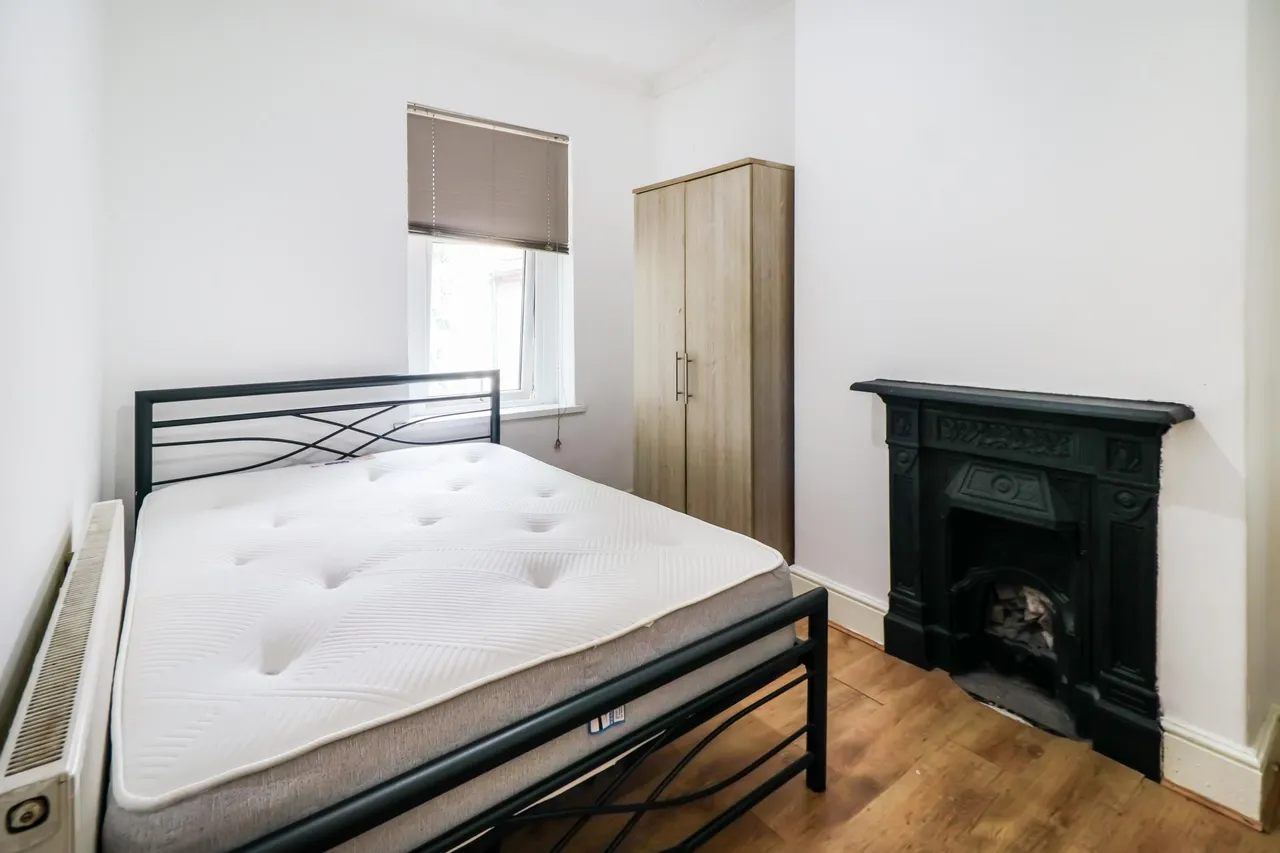 Dogfield Street, Cardiff, CF24, photo 15