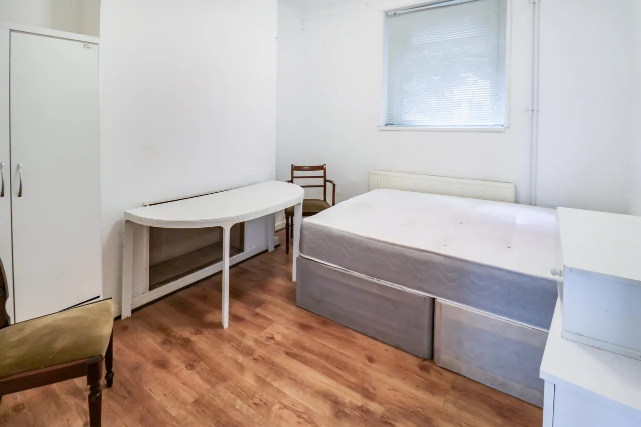 Dogfield Street, Cardiff, CF24, photo 9