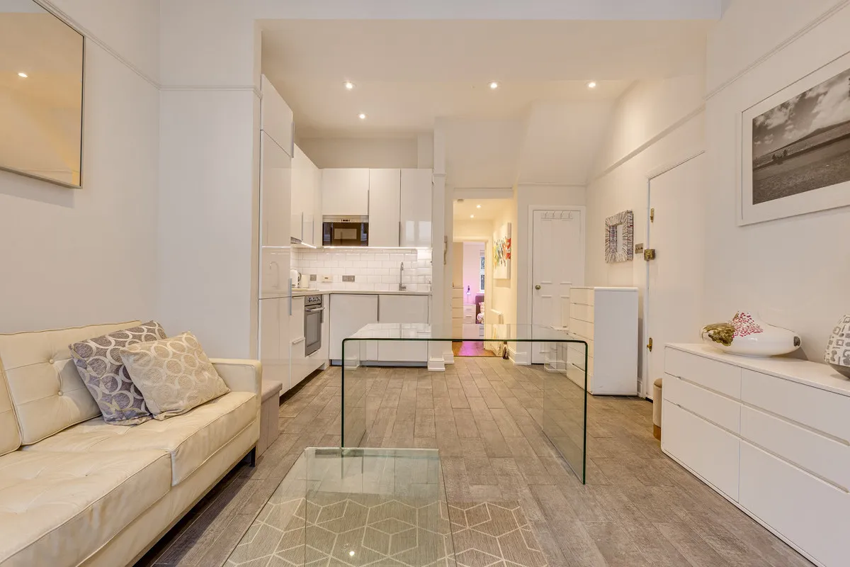 Monmouth Road, London, W2, photo 4