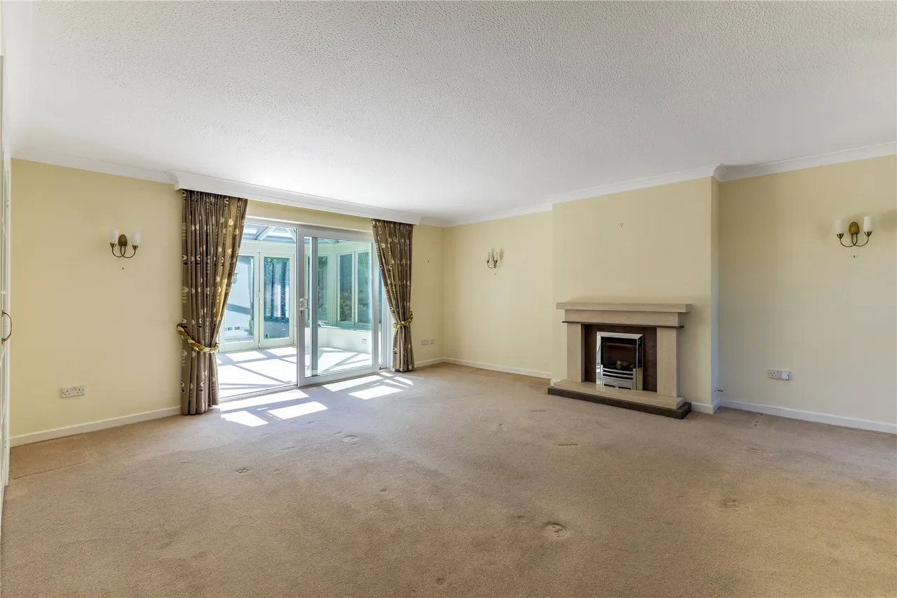 Kingsfield, Lymington, SO41, photo 2