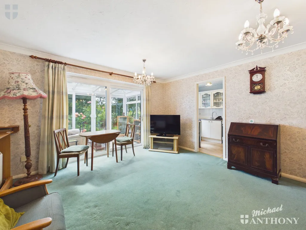 William Hill Drive, Bierton, Aylesbury, HP22 5AZ, photo 10