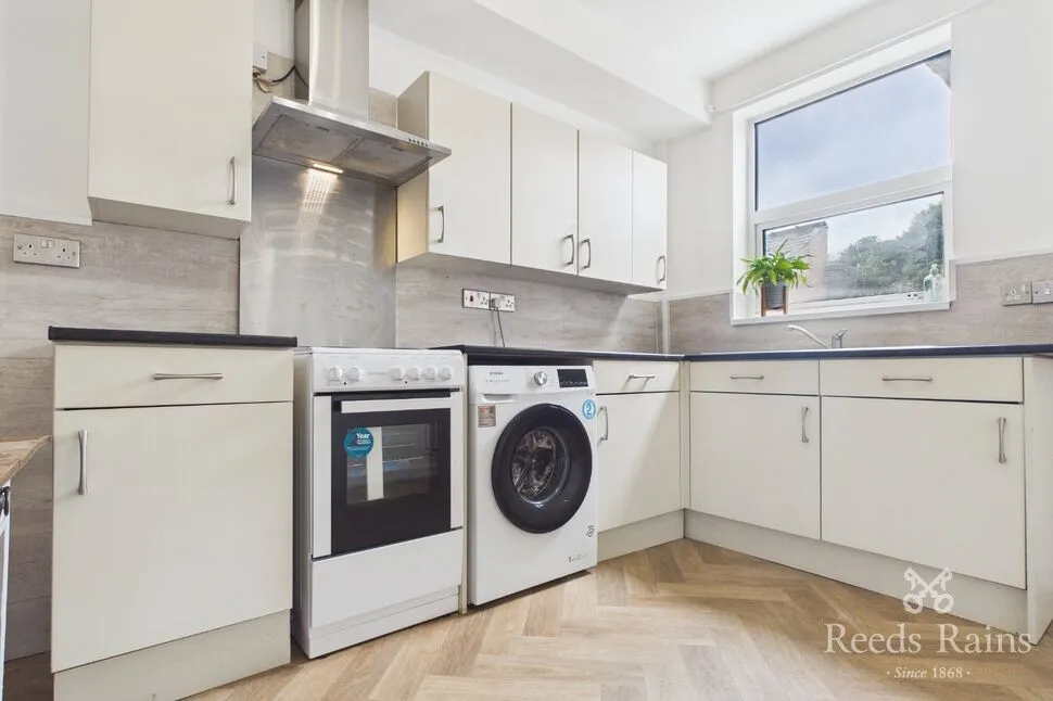 St. Helens Street, Chesterfield, Derbyshire, S41, photo 2
