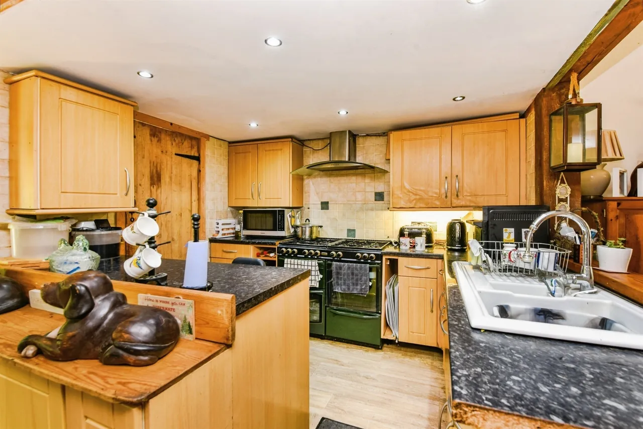Riding Gate, Wincanton, BA9, photo 17