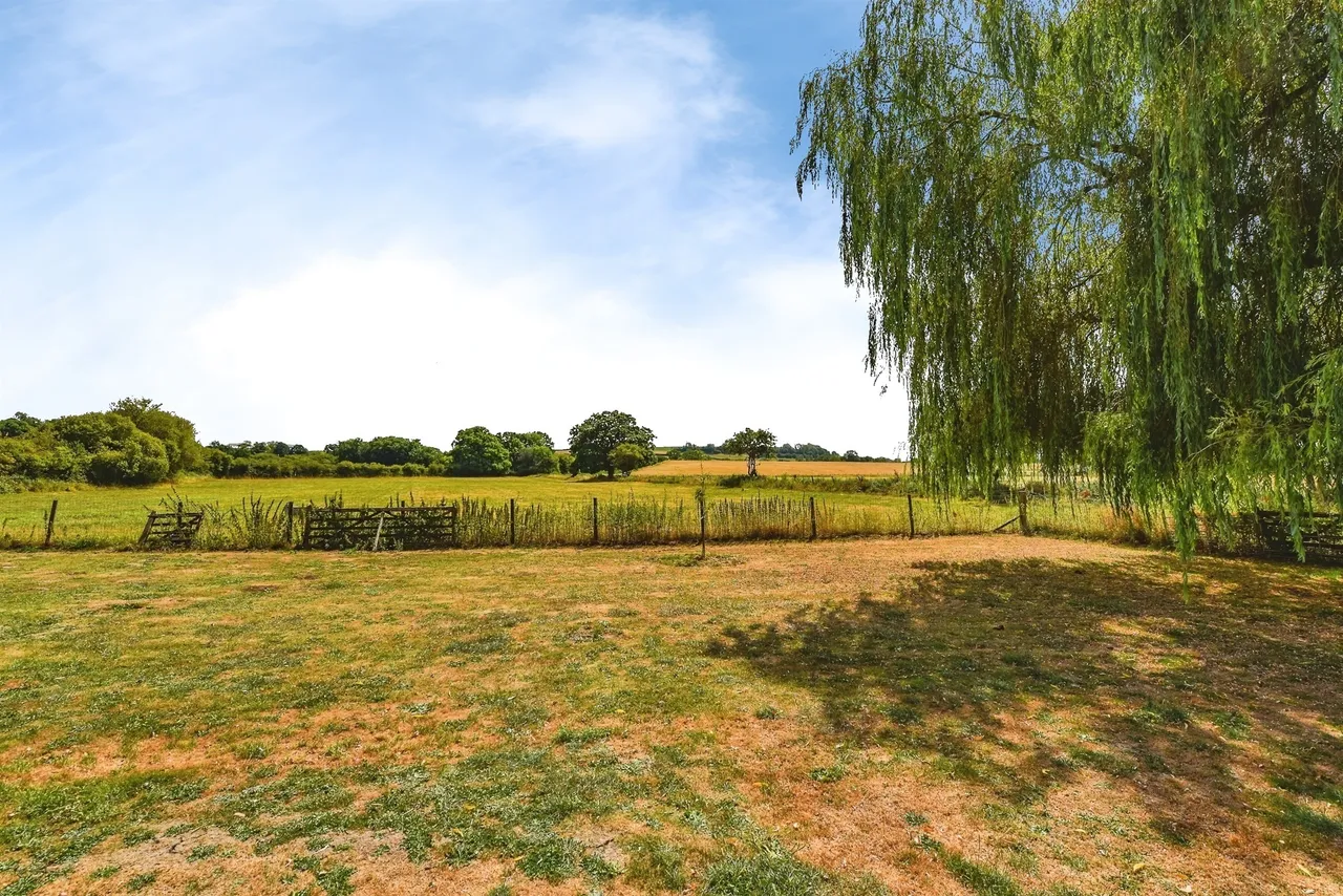 Riding Gate, Wincanton, BA9, photo 14