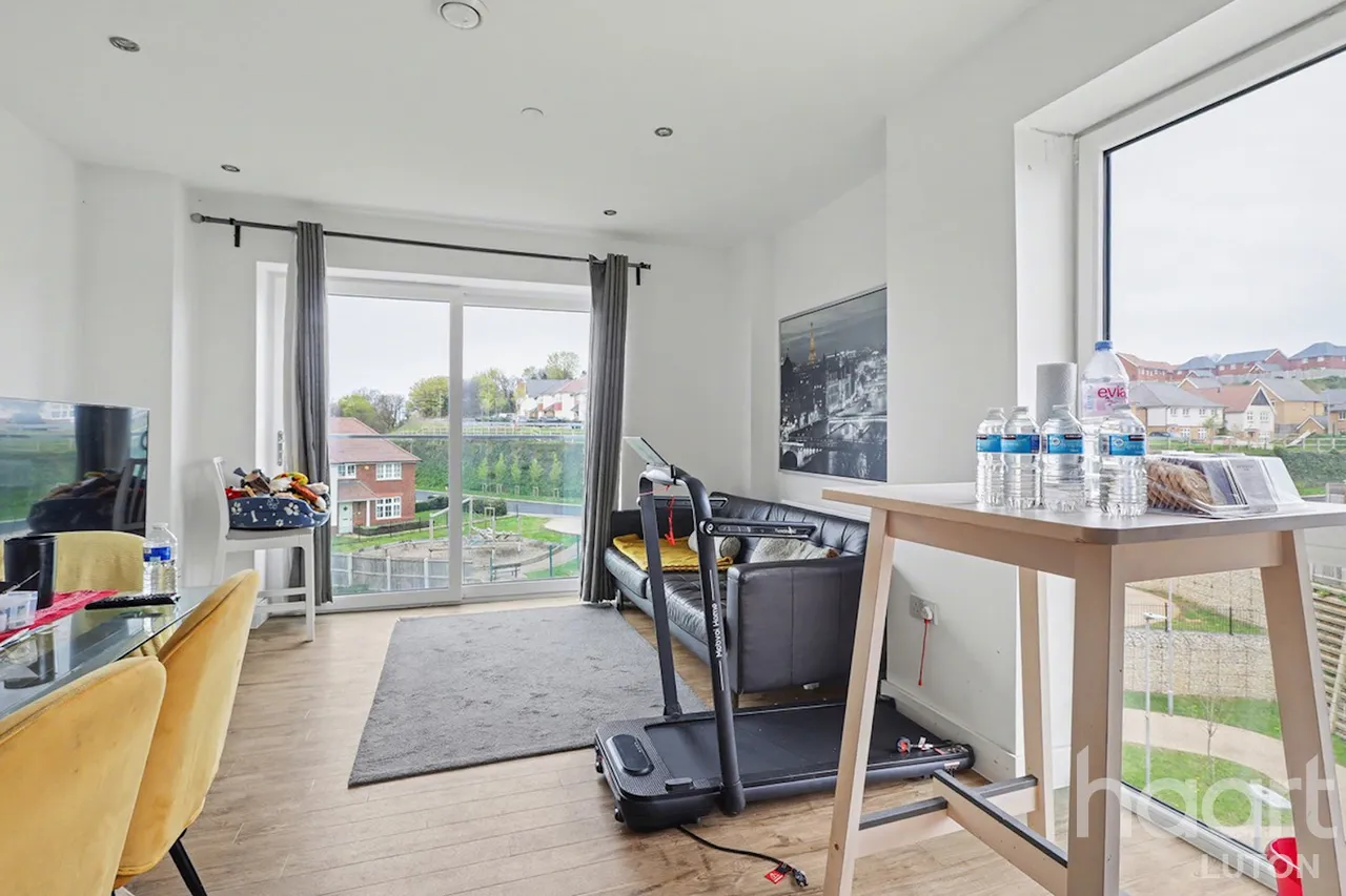 Kimpton Road, Luton, LU2, photo 3