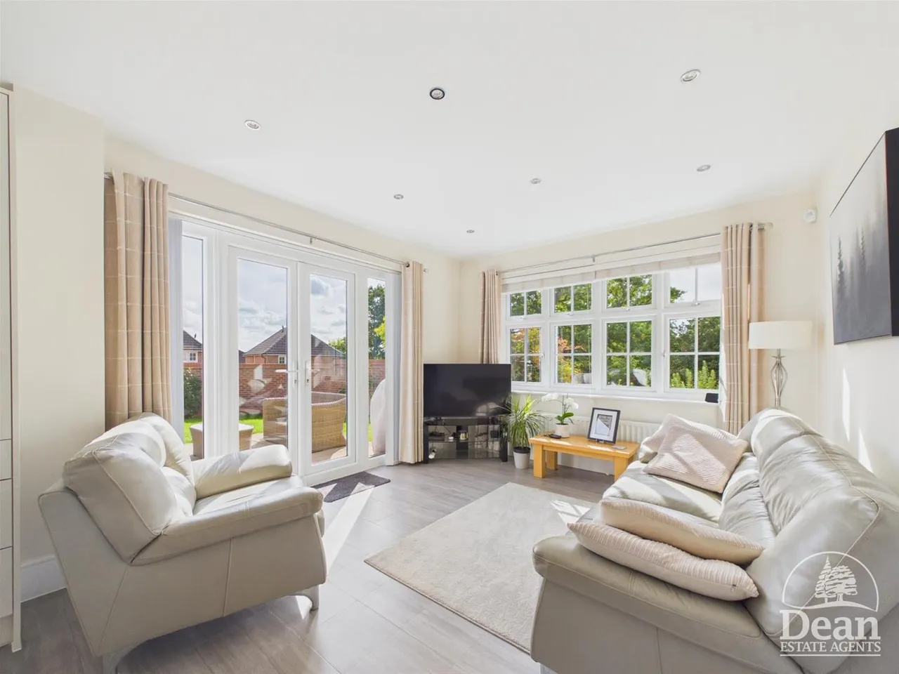 Croome Close, Lydney, GL15, photo 4