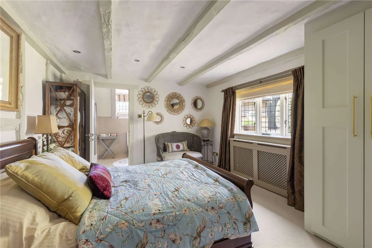Off Down Lane, Compton, Surrey, GU3 1DL, photo 12