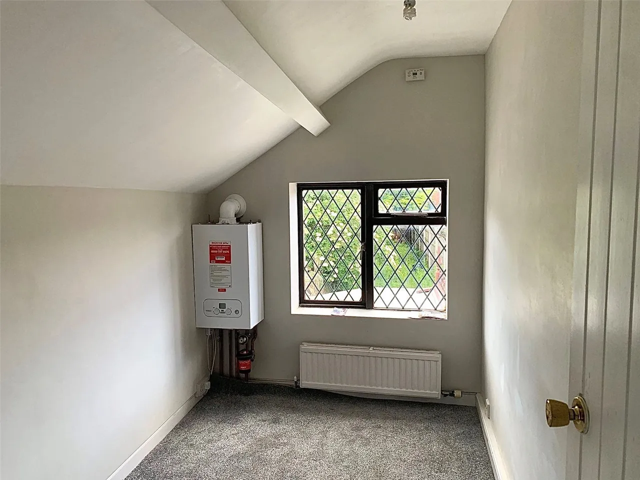 New Street, mold, CH7, photo 14
