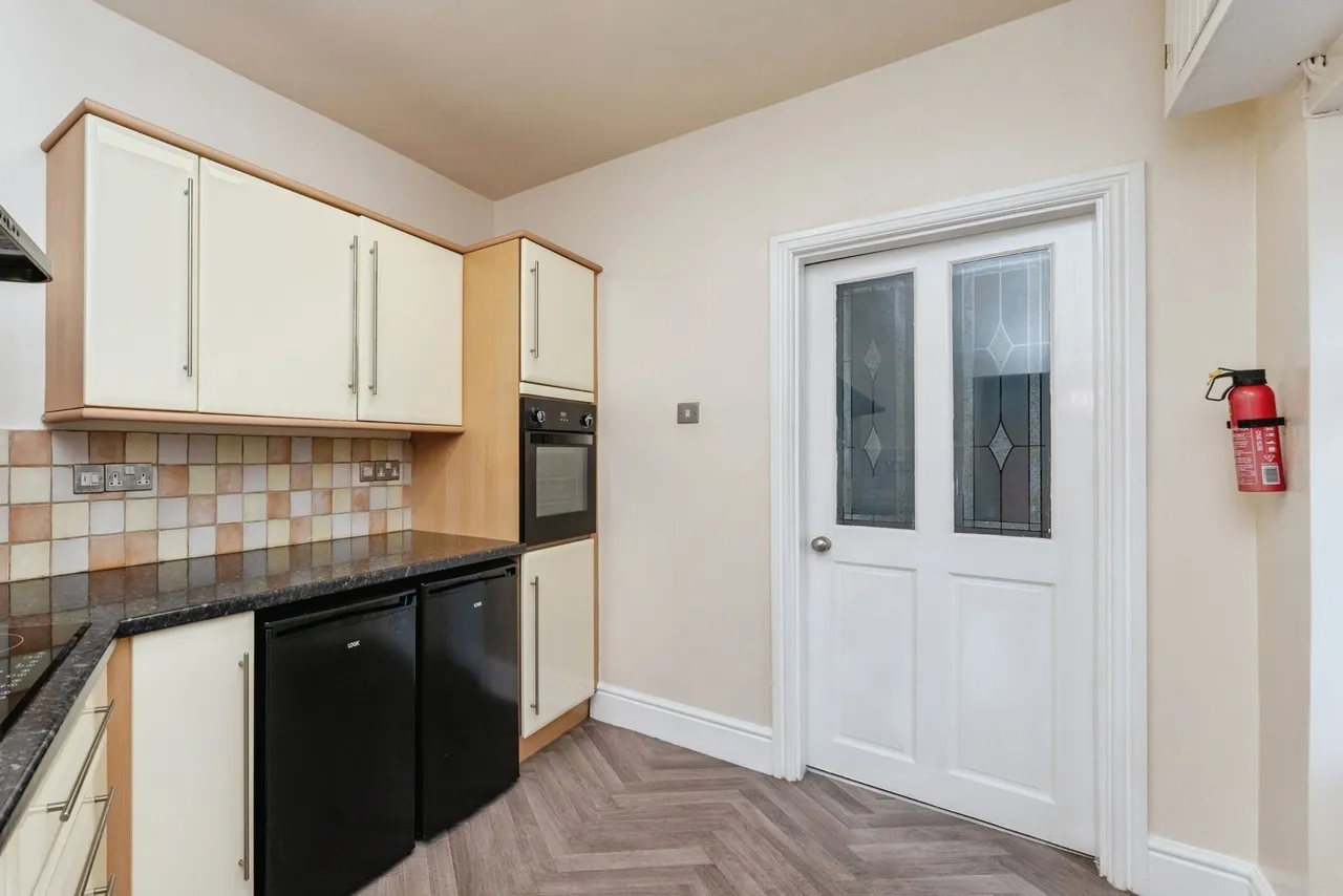 Main Road, Ffynnongroyw, CH8, photo 7