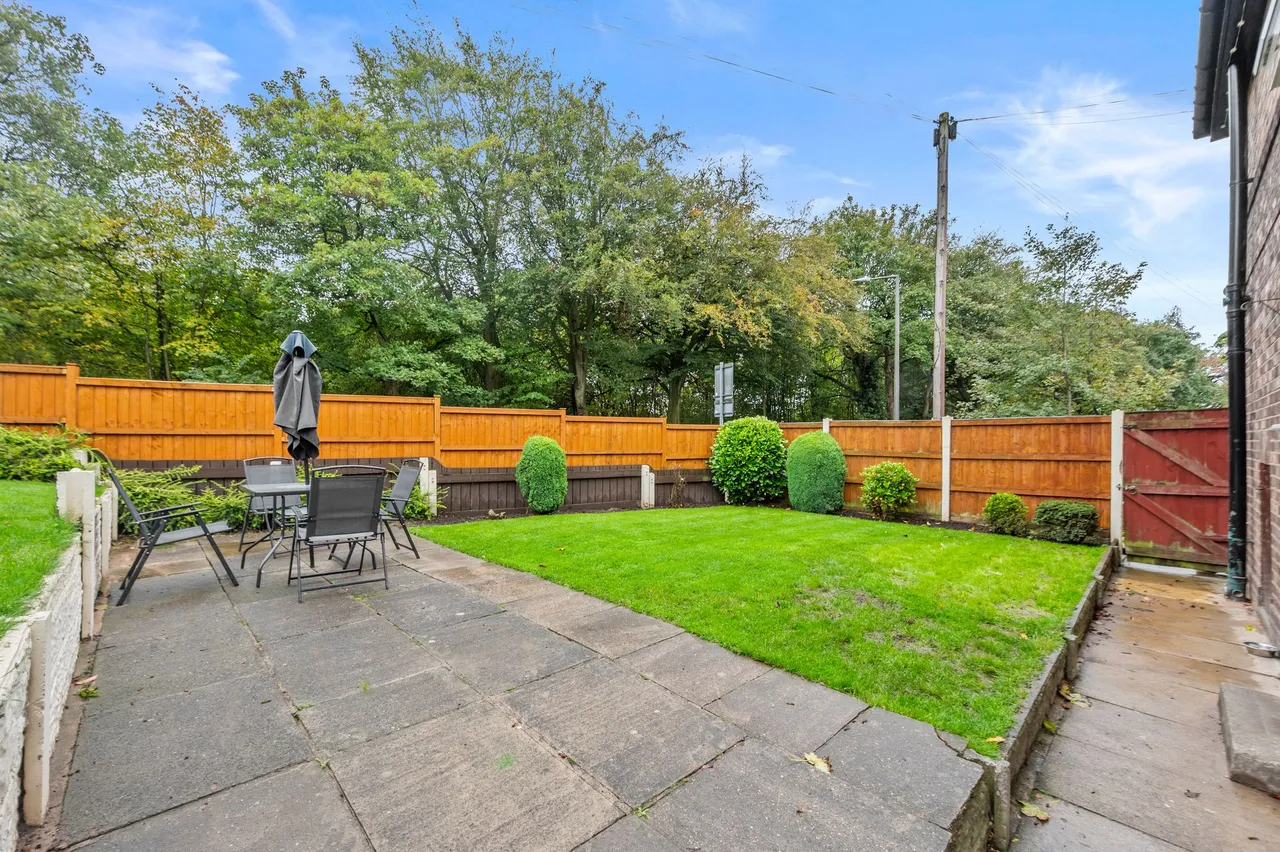 Scholes Lane, St. Helens, WA10, photo 22