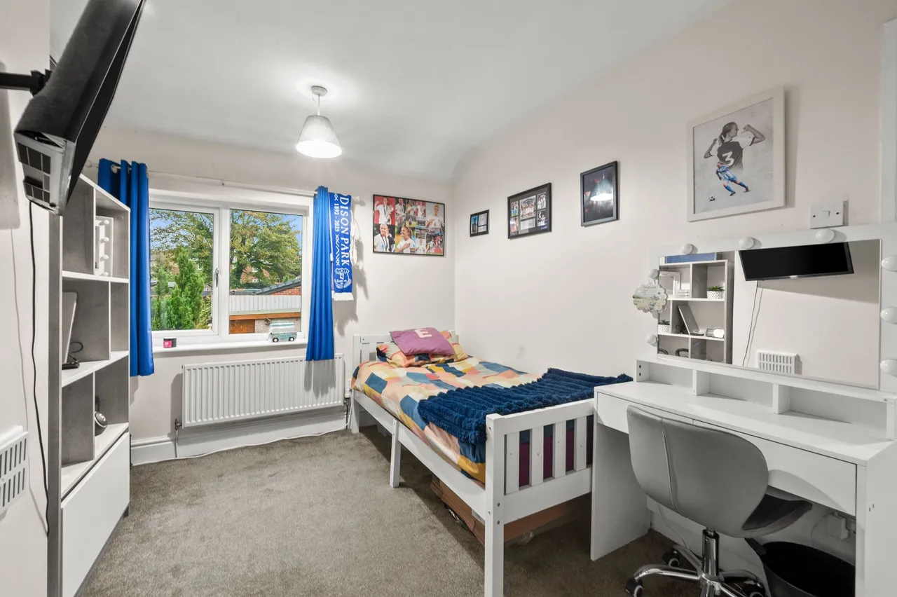 Scholes Lane, St. Helens, WA10, photo 17
