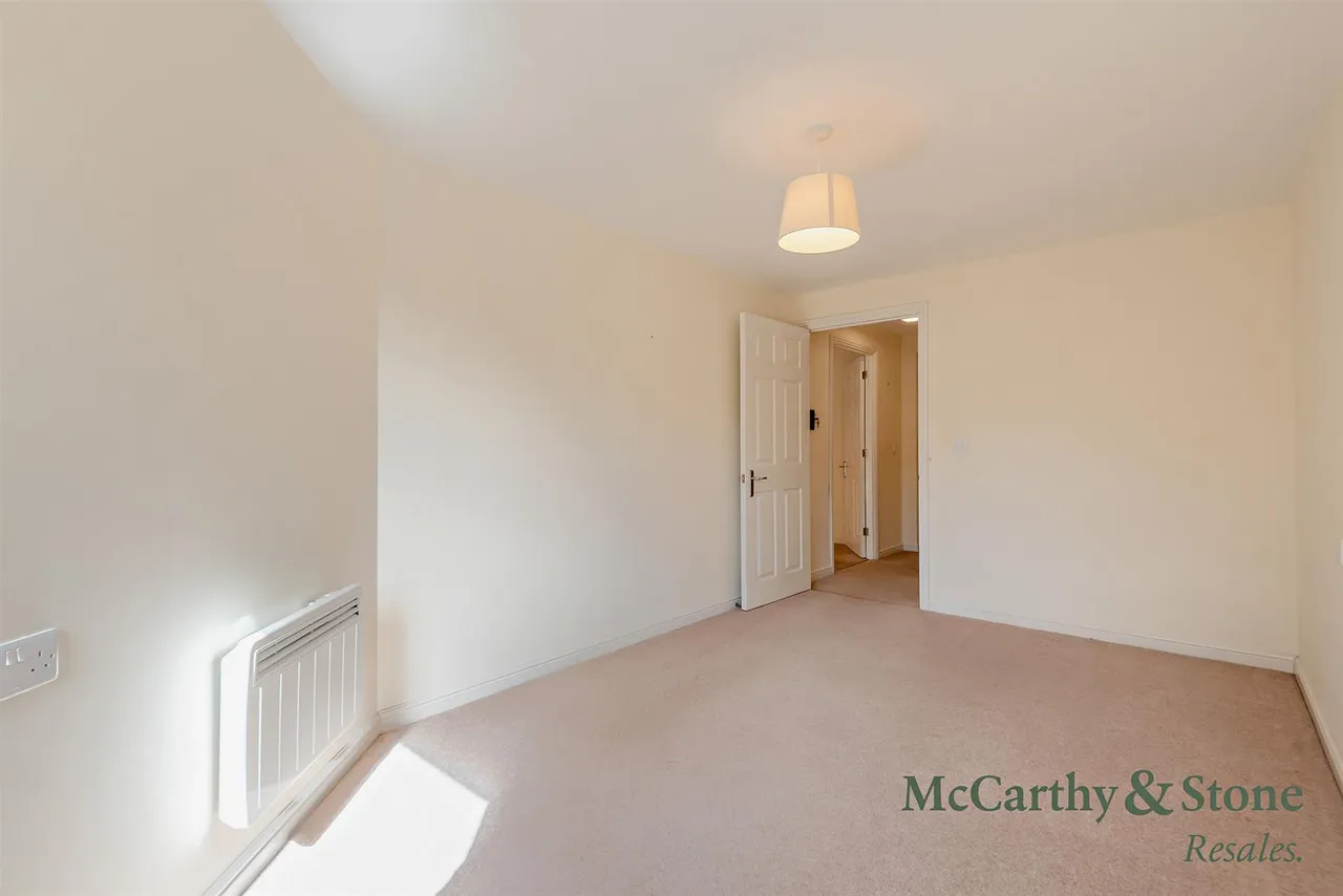 Western Avenue, Newbury, RG14, photo 8