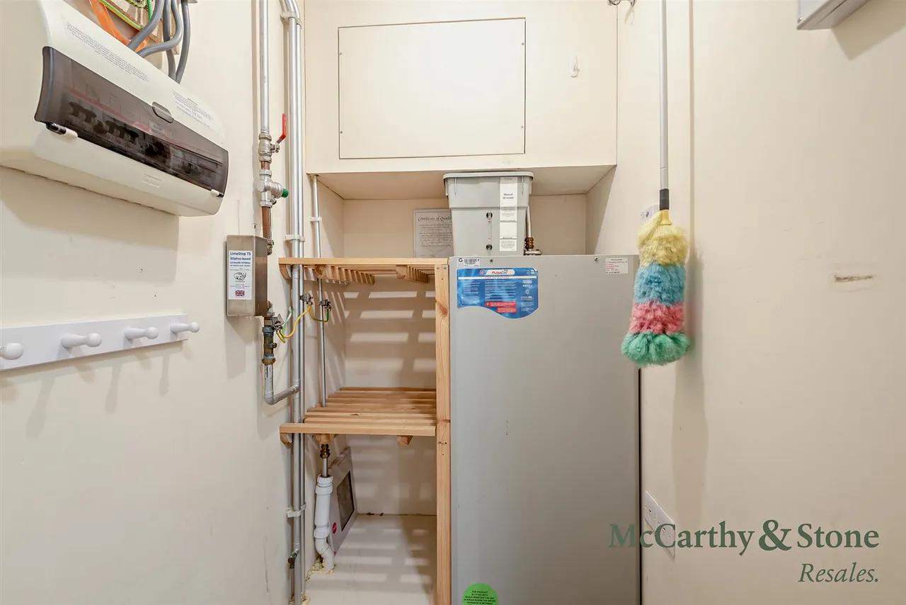 Western Avenue, Newbury, RG14, photo 15