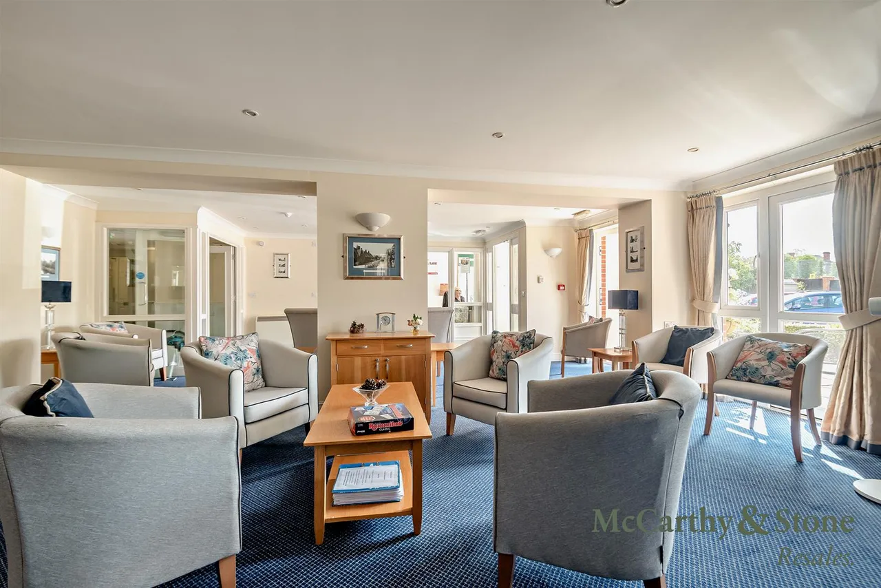 Western Avenue, Newbury, RG14, photo 23