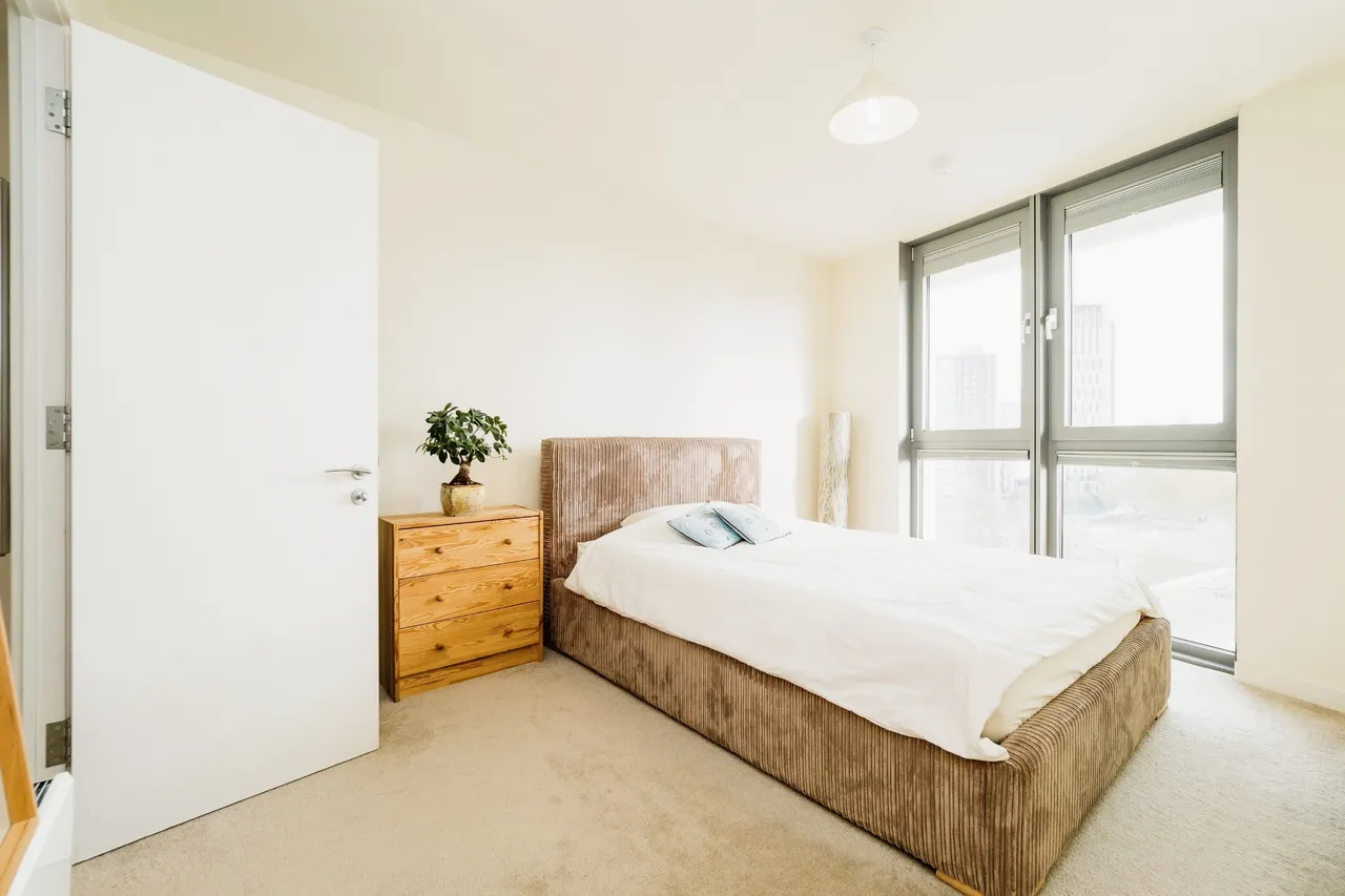 Icona Point, 58 Warton Road, London, E15, photo 8