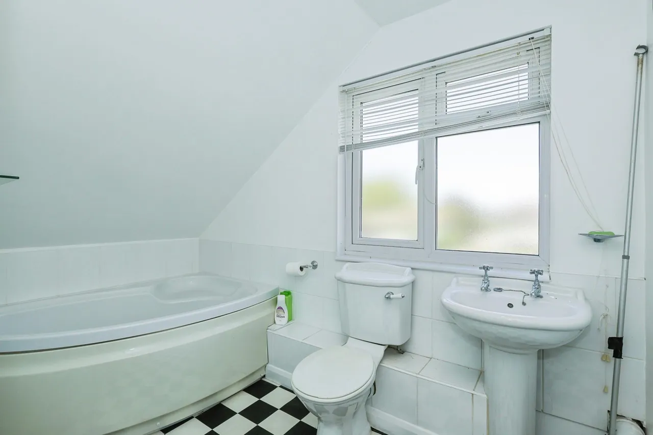 Sea Way, Bognor Regis, PO22, photo 17