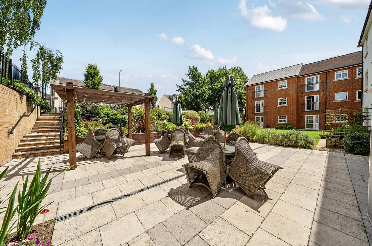 Orchard Lane, Alton, GU34, photo 9